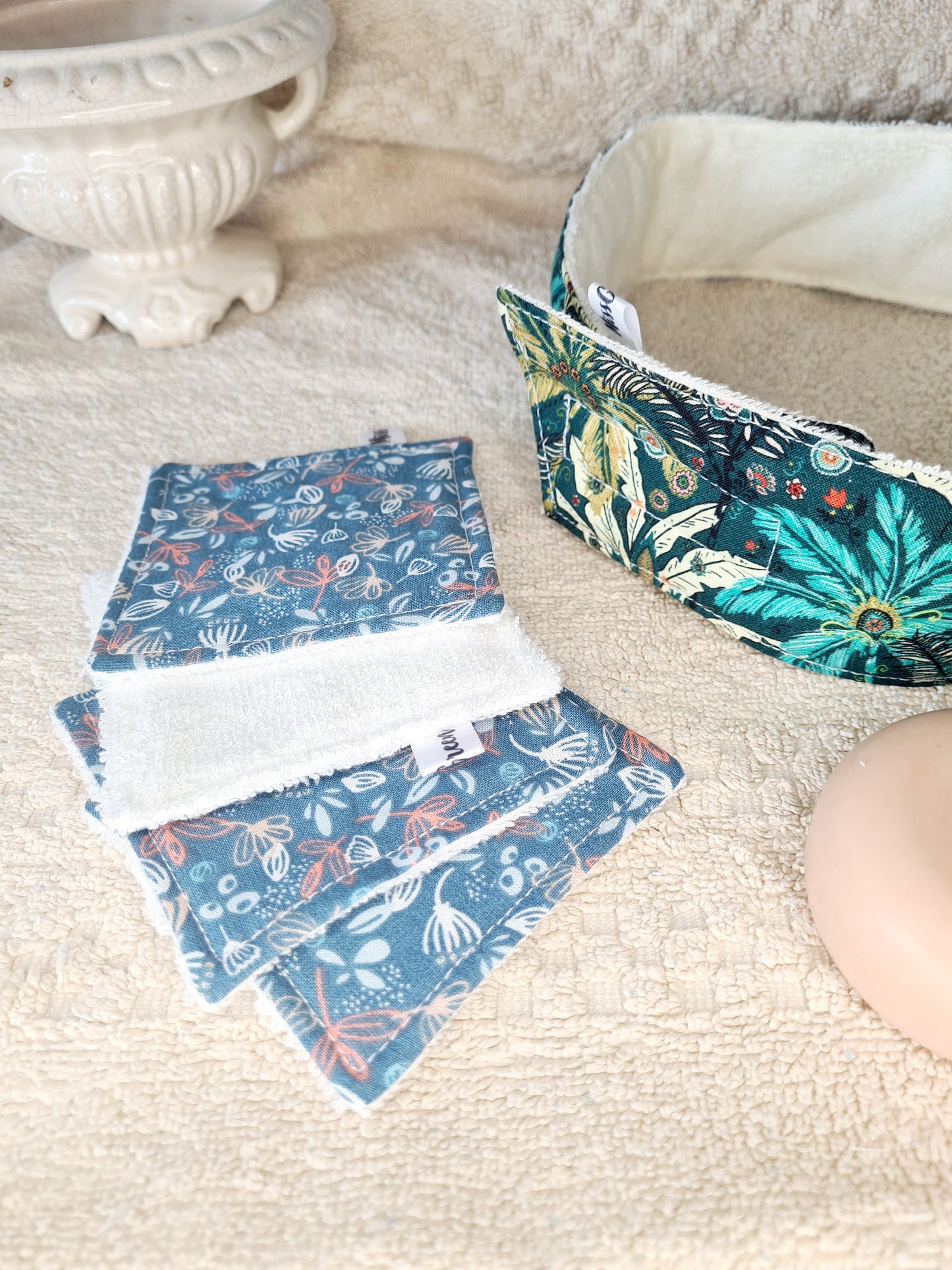 Lot de 4 Carrés démaquillants M " Fleurs bleu "