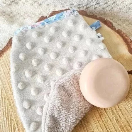 Gant démaquillant Flore Bifaces savon
