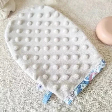 Gant démaquillant flore vue dessus