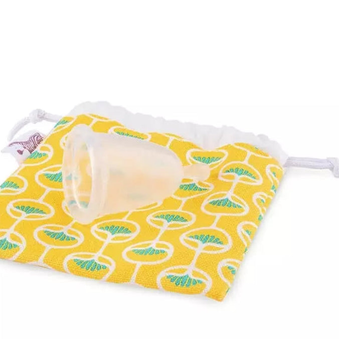 Coupe menstruelle éco-friendly labellisée Slow Cosmétique avec emballage