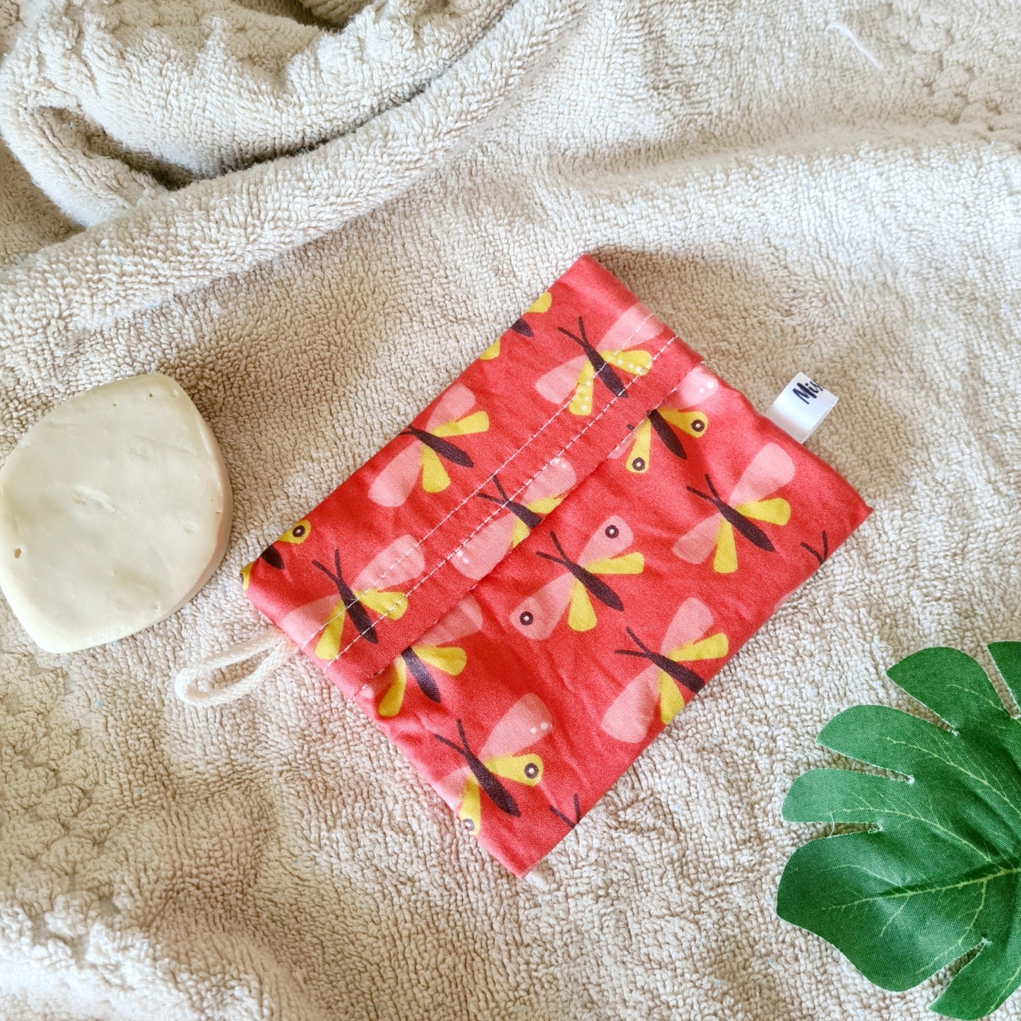 Pochette imperméable -
Papillon rouge MissGreen
