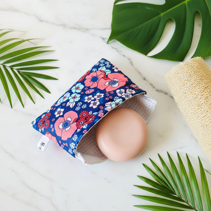Pochette à savon ou cosmétique solide imperméable en tissu coton nid d’abeille certifié Oeko-Tex, doublure étanche, fait main MissGreen - Modèle Augustine