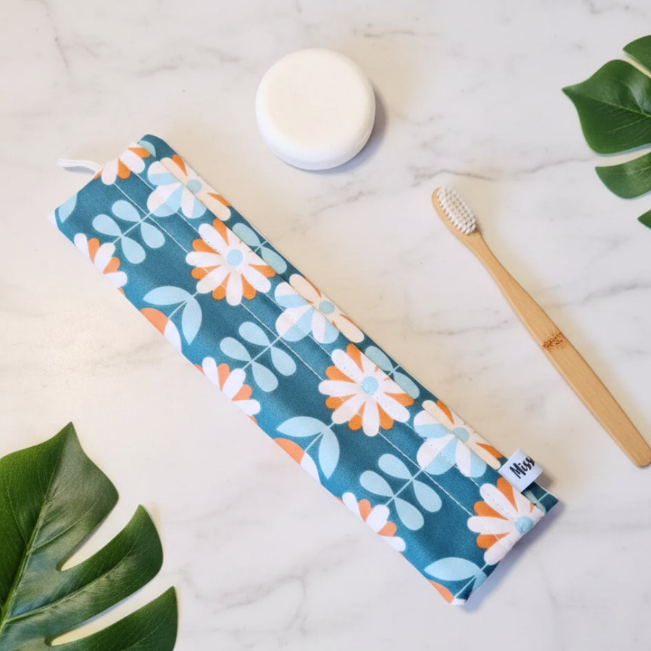 pochette brosse à dents imperméable seventies vert
