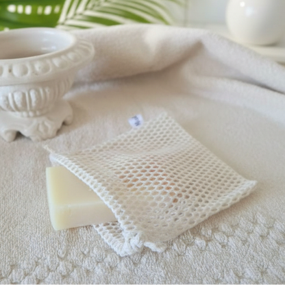Filet sauve-savon en coton bio pouvant contenir un savon entier MissGreen
