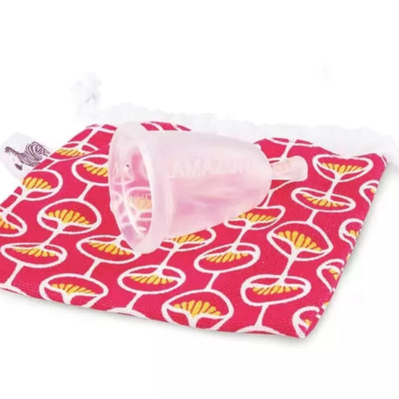 Coupe menstruelle éco-friendly labellisée Slow Cosmétique avec emballage